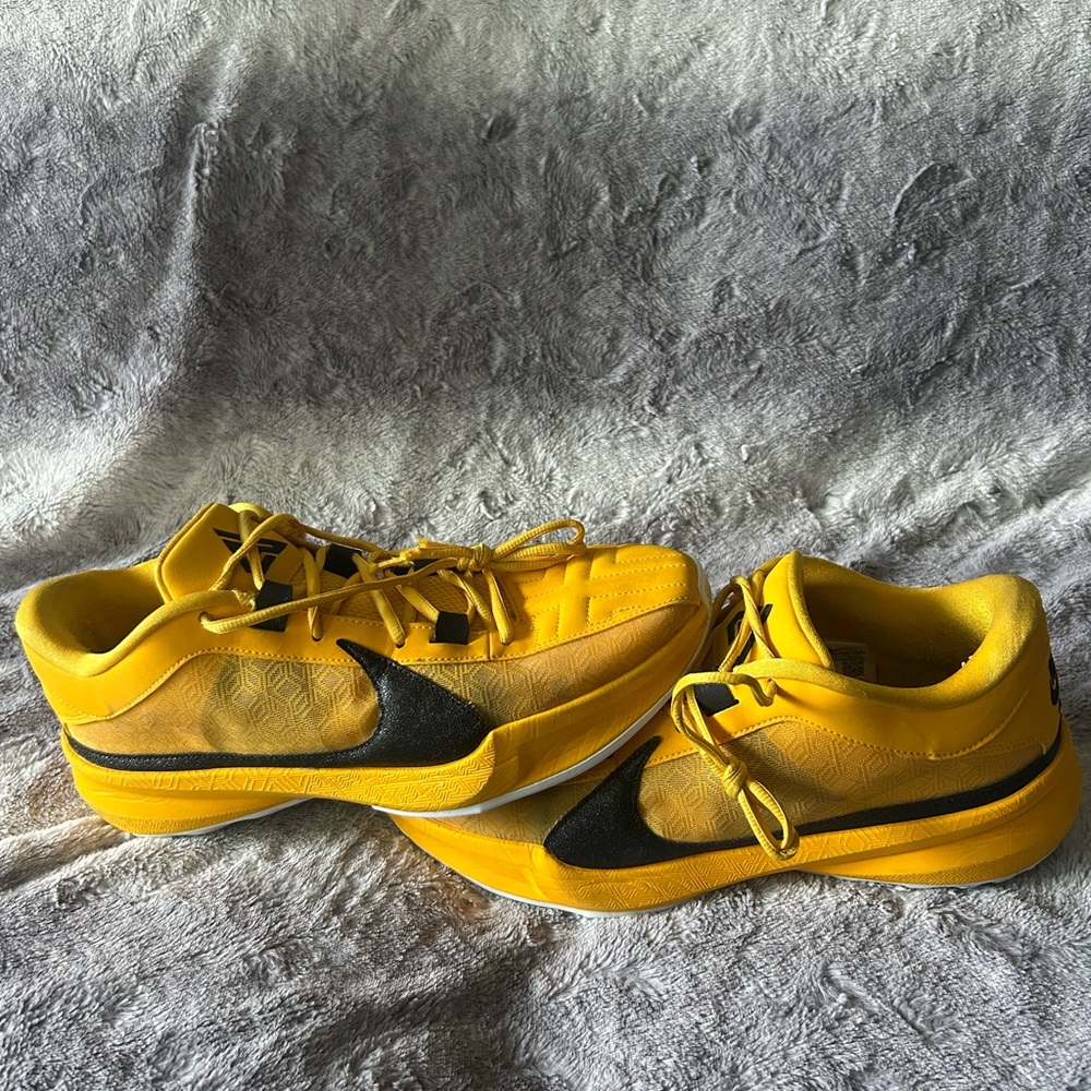 Nike Zoom Freak 5 TB Promo University Gold FN7089-701 Size 13